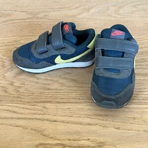 Nike Velcro Toddler Sneakers